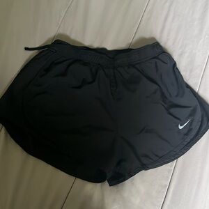 Nikes tempo running shorts